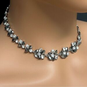 Elegant Silver and Black Floral Necklace